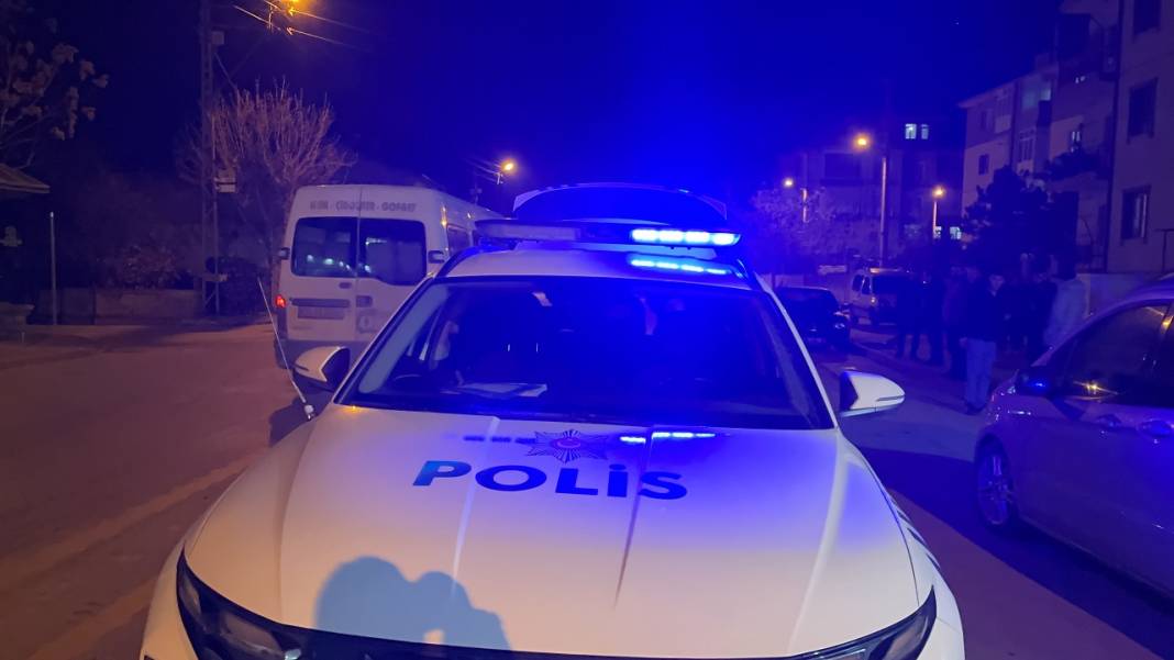 Konya'da motosikletli çocuk, çocuğa çarptı! 1